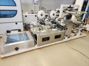 Универсальная линия по производству влажных салфеток фирмы KANSAN (Турция), модель Dynamik Plus