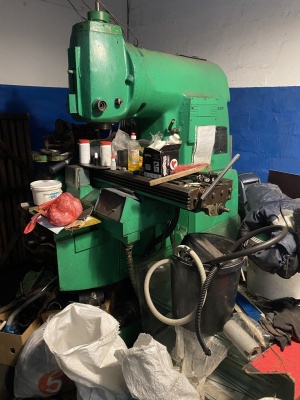 В продаже вертикально-фрезерный станок СФ-1Б