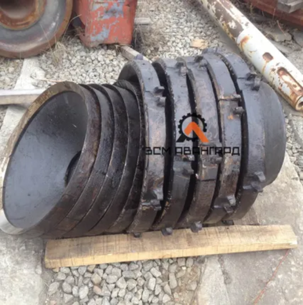 Конус дробящий подвижный с м/о 297-4-0-1 / 10592.04.01 на КСД-600