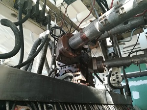 Плоскощелевая голова экструдера Filmex