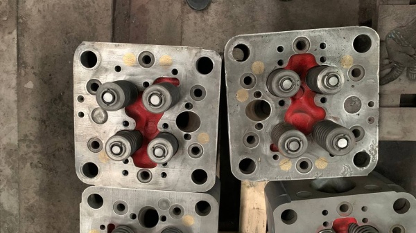 Крышки цилиндров Д49 в сборе после КР