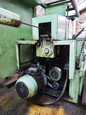 Токарно-револьверный станок автомат 1Е140 (2039)