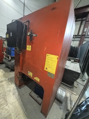 Лазерная машина AMADA lazmac 2415 A3