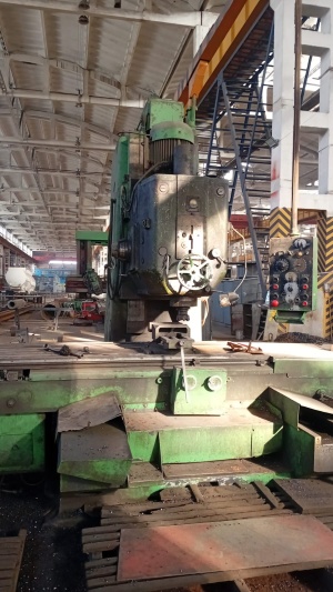 Вертикальный фрезерный бесконсольный станок 6А59