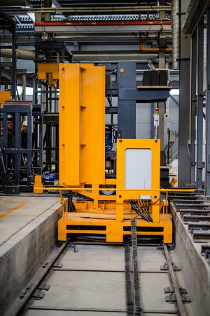 Автоматическая линия «Максимал Про 2.0» со штабелёрами, роботом погрузчиком и линией упаковки