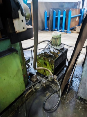 Вертикально-фрезерный станок ГФ2171С5 (2308)