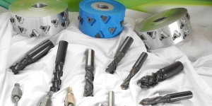 Отрезные алмазные фрезы для деревообрабатывающих центров