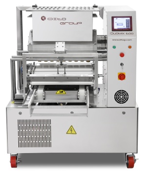 Двубункерная тестоотсадочная машина Duomix. Отсадка