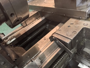 Токарно-винторезный станок Б16Д25