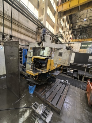 Вертикально-фрезерный станок с ЧПУ ГФ2171М4, ГФ2171М