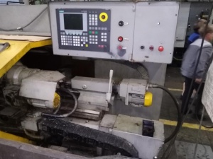 Токарно-винторезный станок 16Б16Т1-01