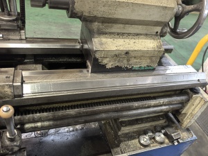 Токарно-винторезный станок Б16Д25