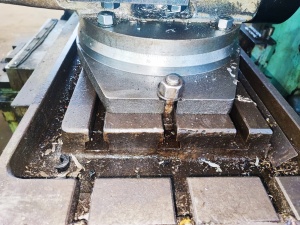 Вертикально-фрезерный станок ЧПУ ГФ2171С5 (2309)