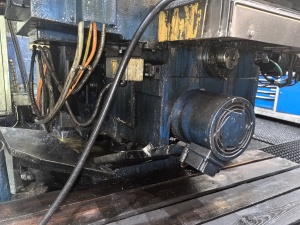 Вертикально-фрезерный станок с ЧПУ ГФ2171М4, ГФ2171М