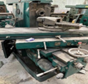 Горизонтально-фрезерный станок 6Р83