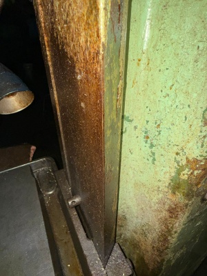 Вертикально-сверлильный станок 2Н135 (1290)