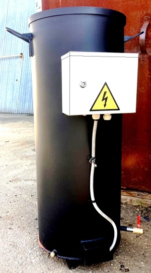 Бак для нагрева воды 1,0 м3