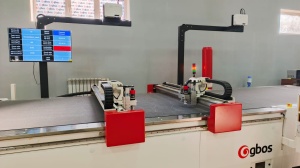 Конвейерный раскройный комплекс для рулонных и листовых материалов GBOS КС1625ТТ-RT-2P