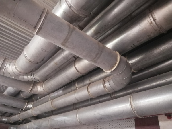 Система труб для транспортировки волокна