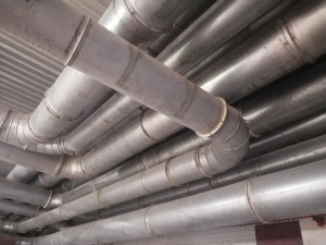 Система труб для транспортировки волокна