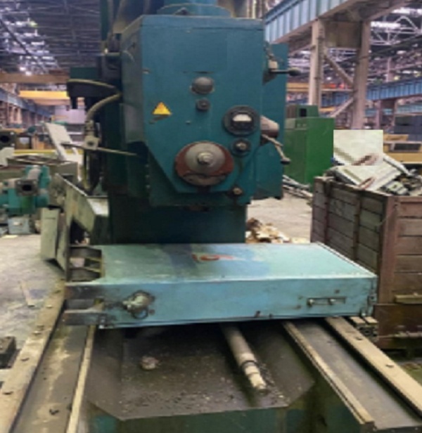 Вертикально-фрезерный станок ЧПУ 654Ф3