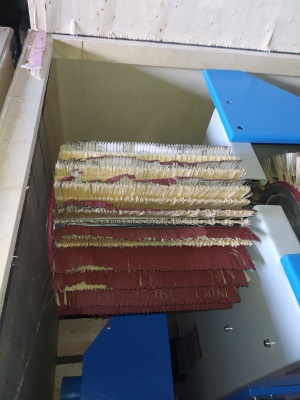 Щеточно-шлифовальный станок DTW-120A