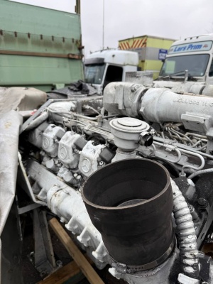 Двигатель Mercedes-Benz OM444LA для крана