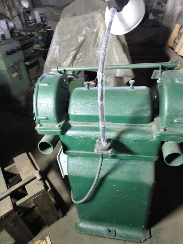 Станок точильно-шлифовальный (наждак)