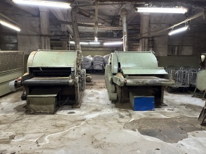 Щипально-замасливающая машина