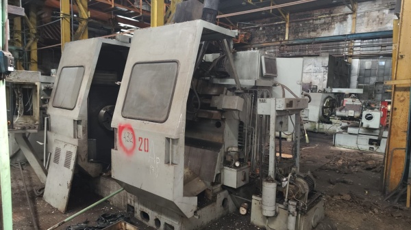 Токарный станок 1740РФ3 2 шт 1987г