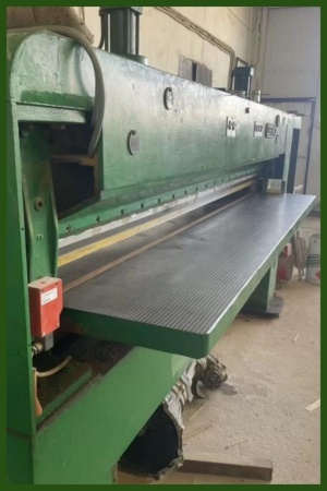 Гильотинные ножницы для шпона josting