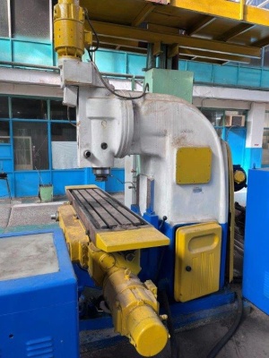 вертикально фрезерные станки 6М13ГН-1 с ЧПУ - 4шт