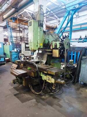 Вертикально-фрезерный станок ГФ2171С5 (2308)