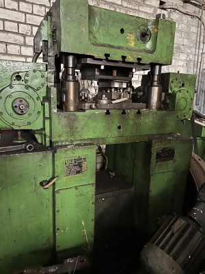 Пресс кривошипный 2126 и гидравлический ДБ2430Б