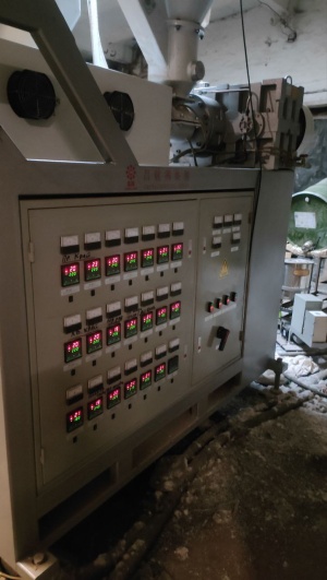 Экструзионна линия производства стрейч плёнки CL-55/70A