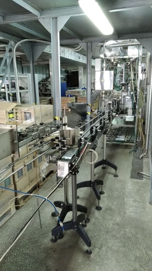 Линия фасовки газированных напитков формат 0,5-1,0-1,5 литра ПЭТ в хорошем рабочем состоянии (без упаковщика)