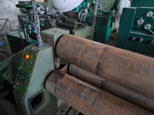 Листогибочная машина (вальцы) И2220 катают 10 мм при ширине 2000 мм