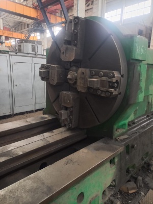 Тяжелый токарный станок 1А665