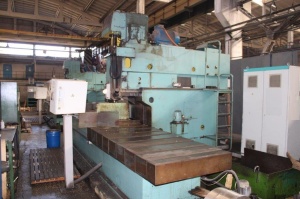 Вертикально-фрезерный станок УВФ-1 с ЧПУ