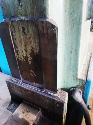 Вертикально-фрезерный станок 6Р13Ф3-37 (1829)