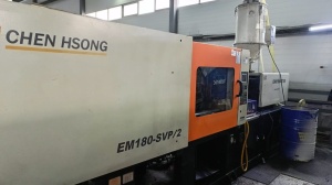 Термопластавтоматы 150 и 180 тонн