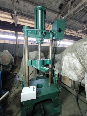 Пресс гидравлический двухстоечный