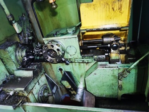 Токарно-револьверный станок автомат 1И125П (2525)