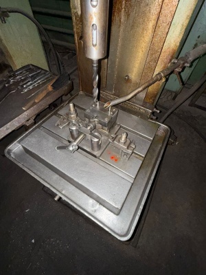 Вертикально-сверлильный станок 2Н135 (1634)