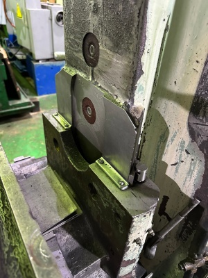 Вертикальный фрезерный станок 6Т12