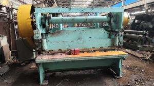 Ножницы гильотинные на 3121 12 х2000 мм