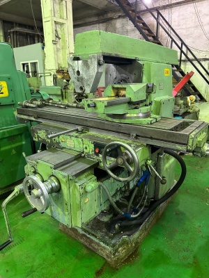 Горизонтальный фрезерный станок 6р83