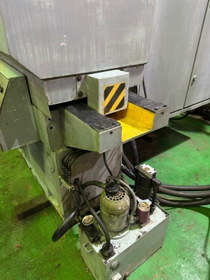 Плоскошлифовальный станок 3Л722В