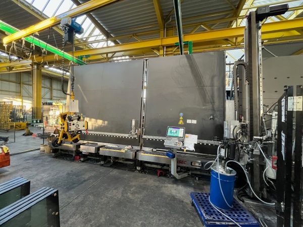 Стеклопакетная линия Lisec