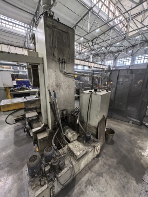 Вертикально-фрезерный станок с ЧПУ МА655У1